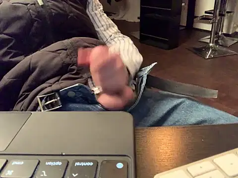 KendrickJiz online show from 04/30/26, 10:03