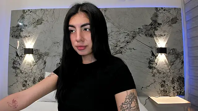 Snapshot of ANTONELLA__ROUSE_ chatting on 03/12/25, 05:02 ANTONELLA ROUSE online show from 03/12/25, 05:02