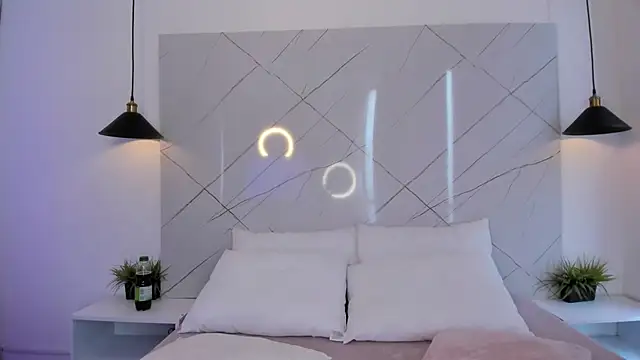 Snapshot of ANTONELLA__ROUSE_ chatting on 12/01/25, 08:47 ANTONELLA ROUSE online show from 12/01/25, 08:47