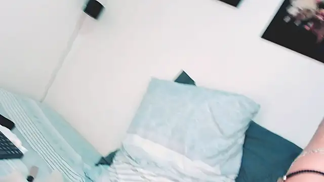 Aleja1214 online show from 02/23/25, 09:26