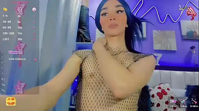 Snapshot of Baby_Aliz chatting on 01/23/25, 02:44 Baby Aliz online show from 01/23/25, 02:44