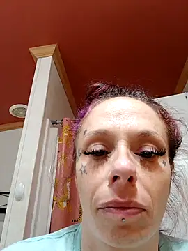 Snapshot of vvictoria_xxx chatting on 03/22/25, 09:21 vvictoria xxx online show from 03/22/25, 09:21