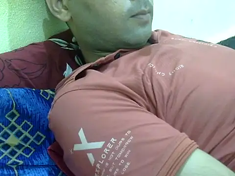 Snapshot of ConducedPant chatting on 11/27/25, 05:15 ConducedPant online show from 11/27/25, 05:15