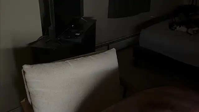 Snapshot of DaddySnowXX chatting on 12/10/24, 08:19 DaddySnowXX online show from 12/10/24, 08:19