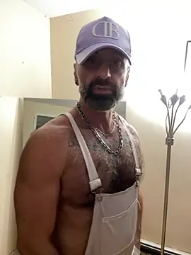 Snapshot of DaddySnowXX chatting on 10/09/25, 12:19 DaddySnowXX online show from 10/09/25, 12:19