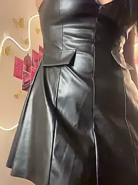 Snapshot of Okaysimran chatting on 12/28/24, 09:51 Okaysimran online show from 12/28/24, 09:51