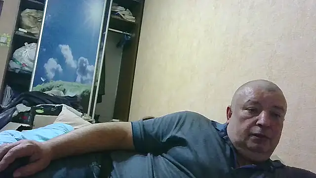 Art Ass online show from 10/13/25, 05:46