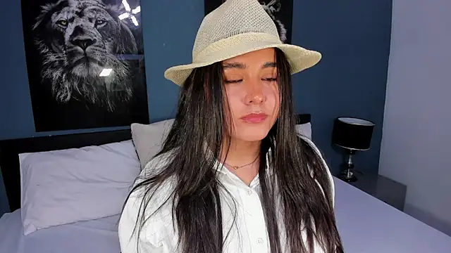 Liana Bernocchi online show from 03/06/25, 11:31