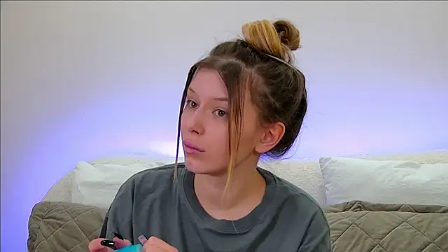 LiliaBianka online show from 02/22/25, 07:01