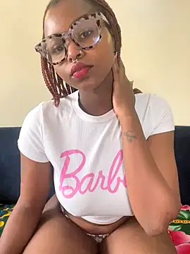 Snapshot of Wzz__ chatting on 09/11/25, 06:13 Wzz   online show from 09/11/25, 06:13