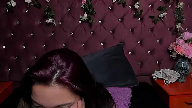 MaddyHudson online show from 01/11/25, 08:54