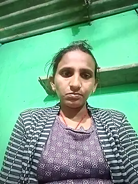 Baby  Shreya online show from 11/19/25, 03:34