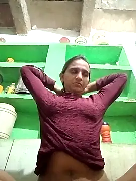 Snapshot of Baby__Shreya chatting on 06/15/26, 10:12 Baby Shreya online show from 06/15/26, 10:12