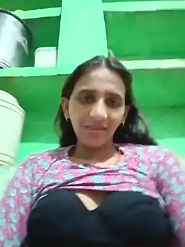 Snapshot of Baby__Shreya chatting on 07/13/26, 09:23 Baby Shreya online show from 07/13/26, 09:23