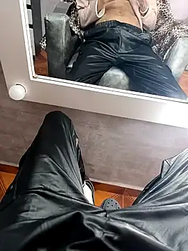 roxy roxxan online show from 02/08/25, 03:21