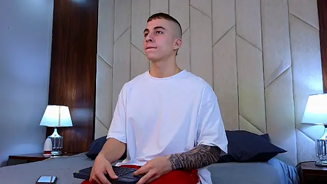 AsmodeoCox online show from 01/13/25, 09:52