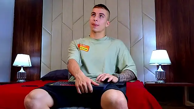 AsmodeoCox online show from 01/17/25, 09:39