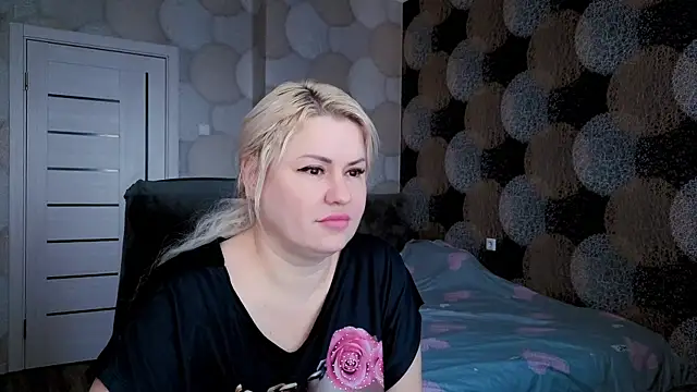 Snapshot of natusik chatting on 03/14/25, 04:54 natusik online show from 03/14/25, 04:54