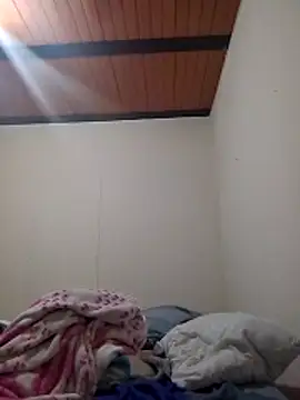 jume2205 online show from 02/08/26, 07:50