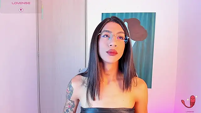 sofiaa grey  online show from 01/15/26, 03:05