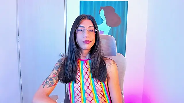 sofiaa grey  online show from 04/29/26, 05:17