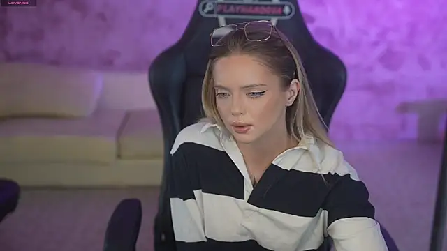 Cassy-Celestial  online show from 05/12/26, 07:05