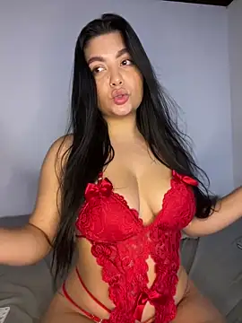 Snapshot of DashaStar chatting on 02/16/25, 11:37 DashaStar online show from 02/16/25, 11:37