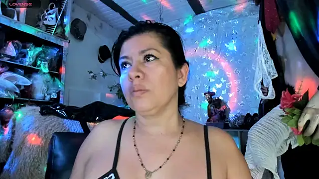 Snapshot of Erlinda-engel chatting on 05/30/26, 12:13 Erlinda-engel online show from 05/30/26, 12:13