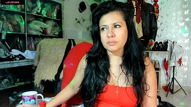 Snapshot of Erlinda-engel chatting on 06/06/26, 12:43 Erlinda-engel online show from 06/06/26, 12:43