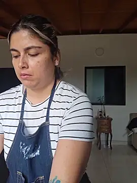 Juliietha servas online show from 03/12/26, 05:30