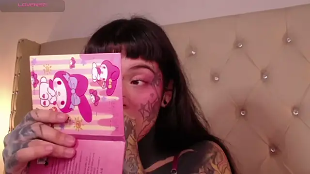 Snapshot of SylveonFox chatting on 12/07/24, 01:29 SylveonFox online show from 12/07/24, 01:29