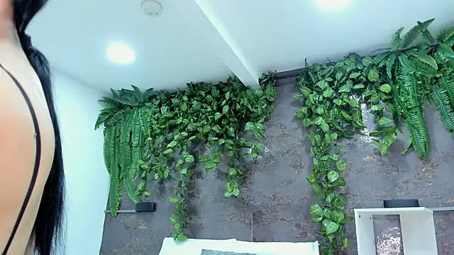 emily hunter12 online show from 04/10/26, 11:59