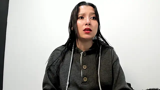 cami-01 online show from 11/10/25, 09:58