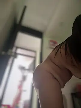 Sol biglips online show from 02/20/25, 04:25