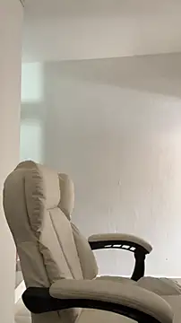 Sol biglips online show from 11/10/25, 03:22