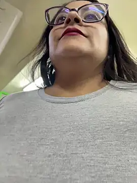 Snapshot of Sol_biglips chatting on 07/01/26, 01:18 Sol biglips online show from 07/01/26, 01:18