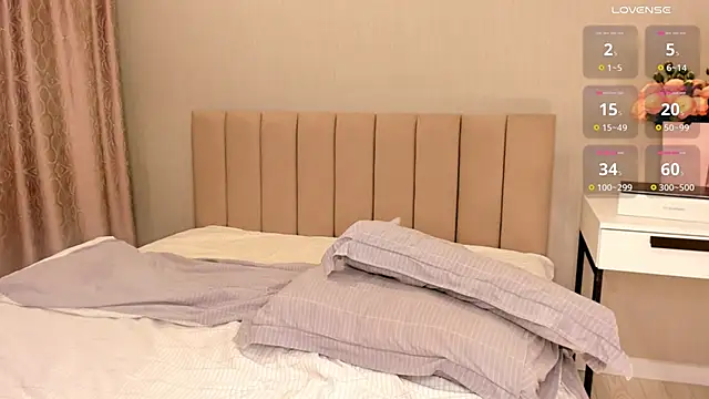 Snapshot of aya_shy chatting on 12/23/24, 05:22 aya shy online show from 12/23/24, 05:22