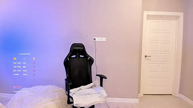 Snapshot of aya_shy chatting on 03/10/25, 05:07 aya shy online show from 03/10/25, 05:07