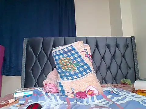 Snapshot of Nasty_sonnie chatting on 09/21/25, 08:32 Nasty sonnie online show from 09/21/25, 08:32