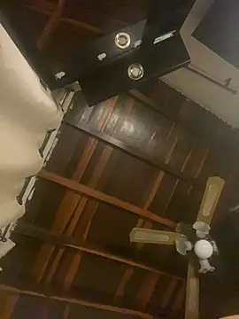 Snapshot of tom_thick chatting on 12/23/24, 12:03 tom thick online show from 12/23/24, 12:03