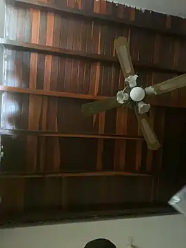 Snapshot of tom_thick chatting on 01/24/25, 07:07 tom thick online show from 01/24/25, 07:07