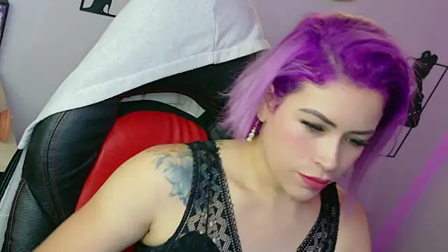 Natalia Montoya online show from 04/22/26, 12:35