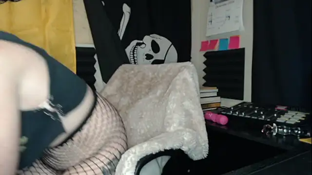 Manicmercury online show from 12/24/24, 08:11