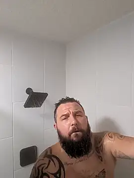 beardedbeasty86 online show from 10/15/25, 10:59