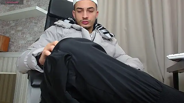 BrandonTate online show from 11/26/25, 07:53