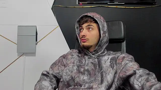 BrandonTate online show from 03/29/26, 06:57