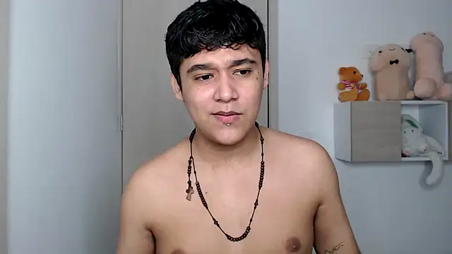 kaiine190 online show from 10/18/25, 10:54