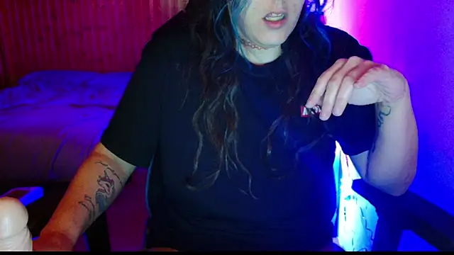 bratty niagara online show from 12/02/25, 11:15