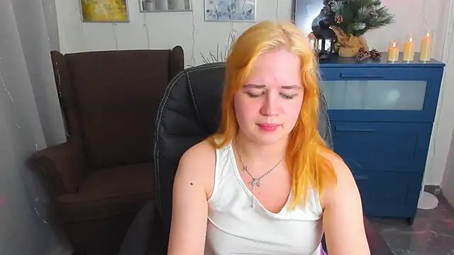 Snapshot of AlicePopsy chatting on 01/20/25, 12:04 AlicePopsy online show from 01/20/25, 12:04