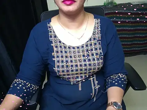 Arushisingh8888 online show from 12/04/25, 01:09